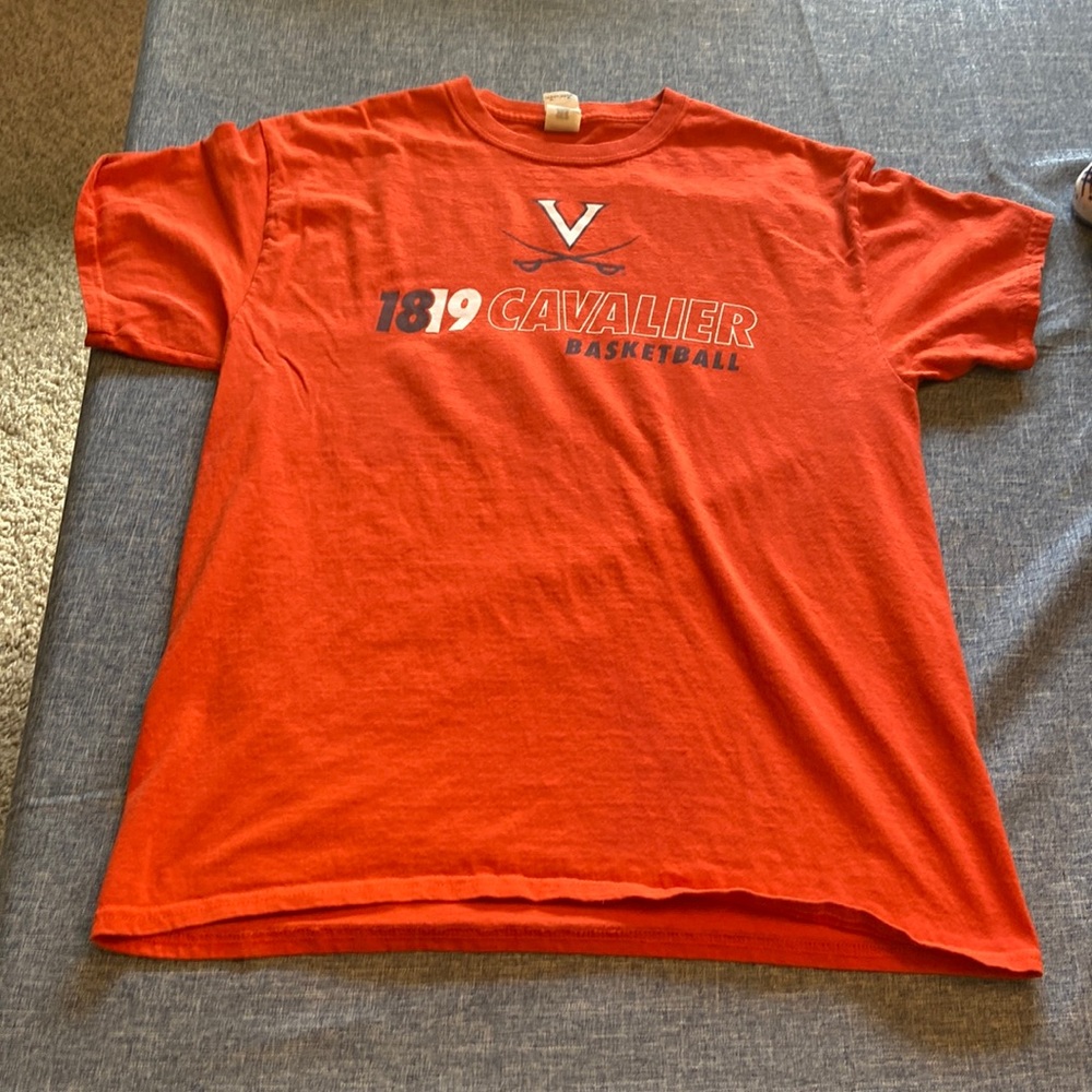 Virginia Cavaliers UVA T-shirt.  Cavalier Basketball 18-19